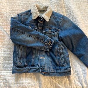 Old Navy Sherpa lined Jean jacket size 8